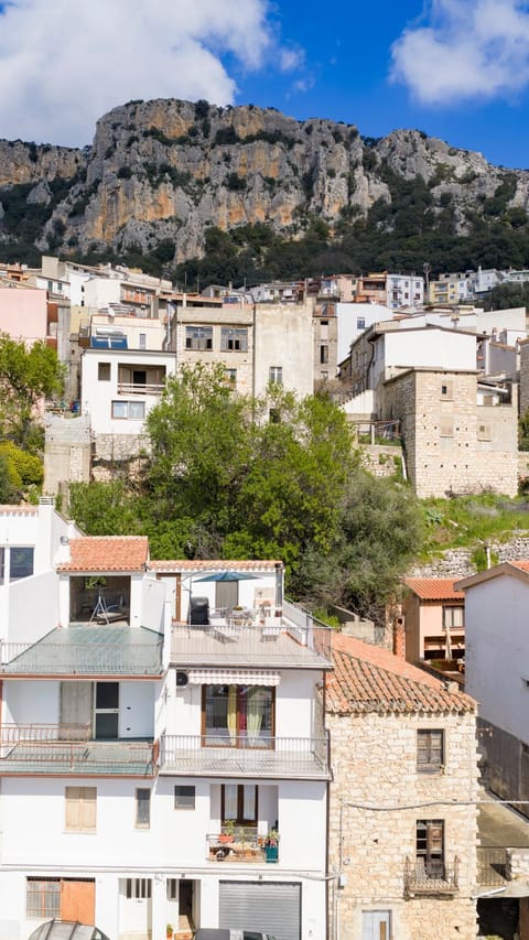 House Mare e Supramonte House in Baunei