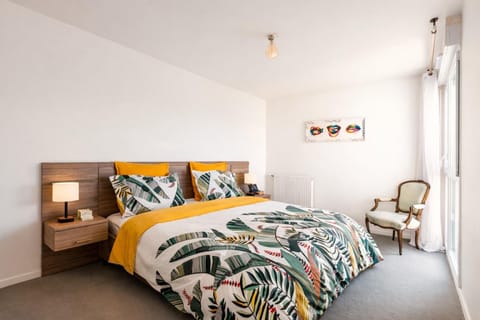 Luxury à 10mn du Centre de Paris & Free Parking Apartment in Vitry-sur-Seine