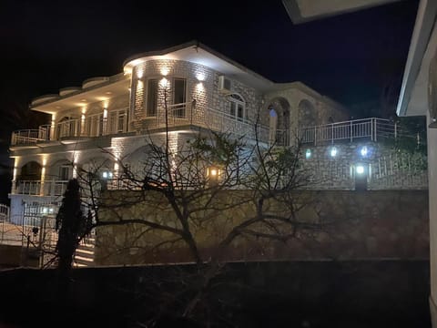 Hyka Stone House Shkoder Bed and Breakfast in Montenegro