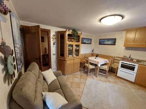 I.P.G. 1822 Alpine Home Apartment in Valtournenche