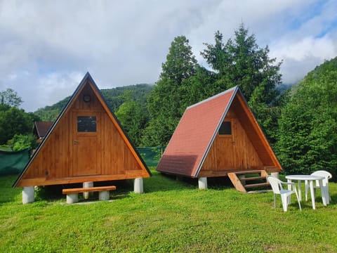 GLAMPING HOUSE ˇVITAˇ Luxury tent in Friuli-Venezia Giulia