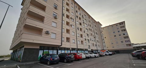 Property building, Day, Location, Parking