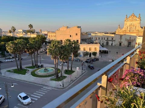 Neighbourhood, City view