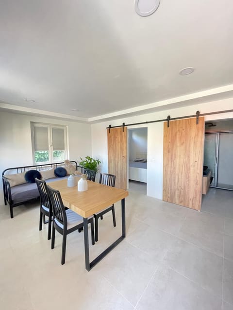Bathroom, Living room, Dining area, Bedroom