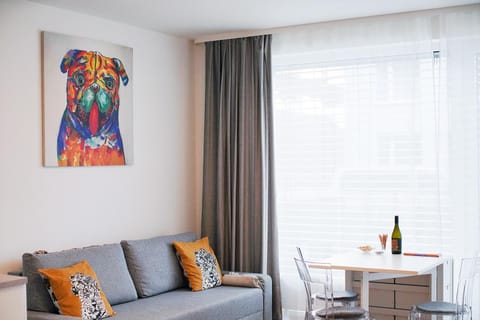 Living room, Decorative detail, Seating area, Dining area