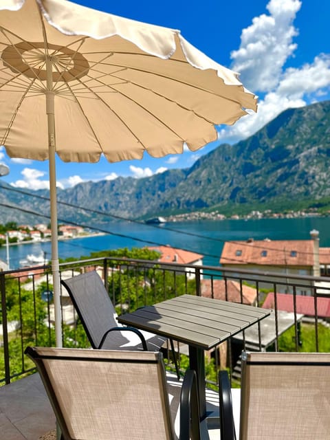 Nearby landmark, Spring, Day, Natural landscape, View (from property/room), Balcony/Terrace, Seating area, Mountain view, Sea view
