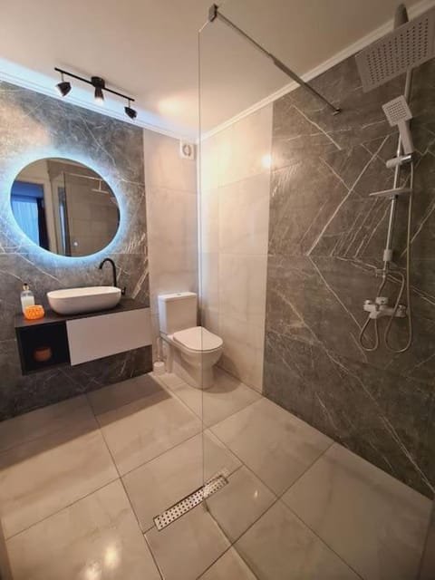 Prishtina's Oasis, CentreAtGrasp Apartment in Serbia