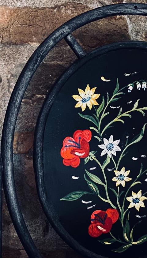 Decorative detail