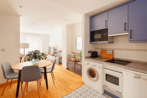 Kitchen or kitchenette, Living room, Dining area