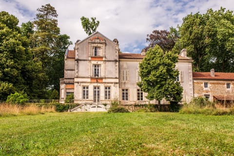 Property building, Natural landscape, Garden, Garden view