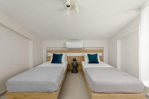 V Luxury Apartments with Pool Apartment hotel in Halkidiki