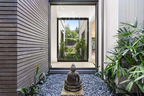 Inner courtyard view