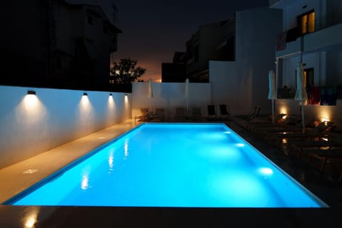 Property building, Swimming pool