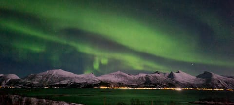 Nearby landmark, Night, Natural landscape, Mountain view