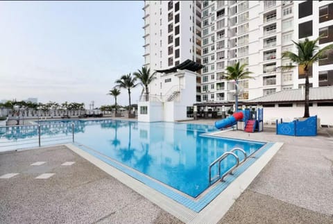 Pool view, Swimming pool