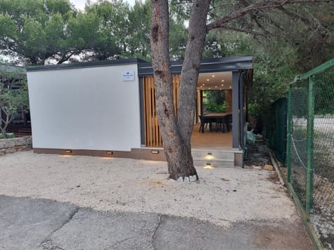 Mobile home Sofija Campground/ 
RV Resort in Šibenik-Knin County, Croatia