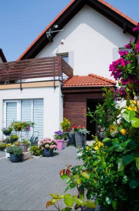 Pokoje Gościnne u Joli Apartment in Pomeranian Voivodeship