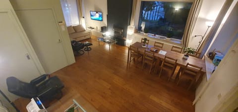 Communal lounge/ TV room, Living room, Seating area, Dining area