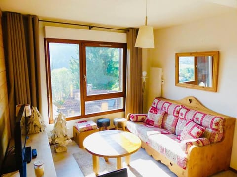 Natural landscape, Living room