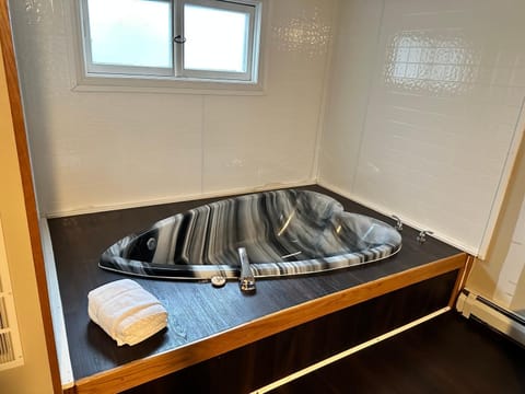 Cedar Hill Lodge Bed and Breakfast in Saint Ignace