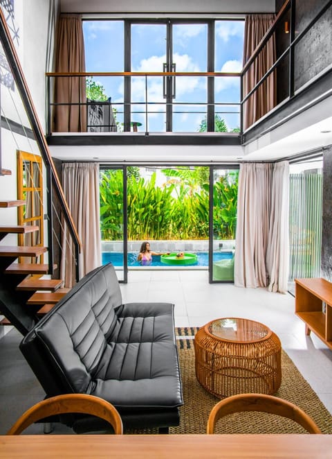 Living room, Pool view