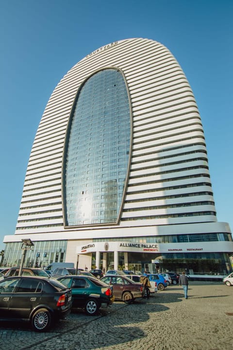 Property building, Day