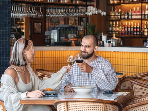 Restaurant/places to eat