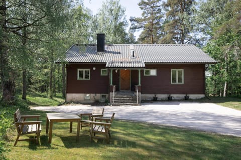 Property building, Spring, Day, Natural landscape