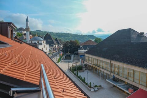 City view, Street view