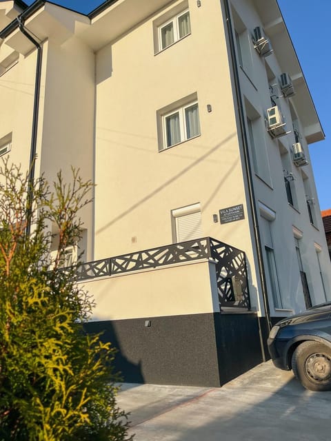 Vila Sunset Apartment in Serbia