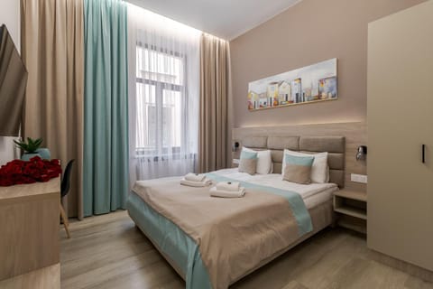 Bed, Photo of the whole room, Bedroom, wardrobe