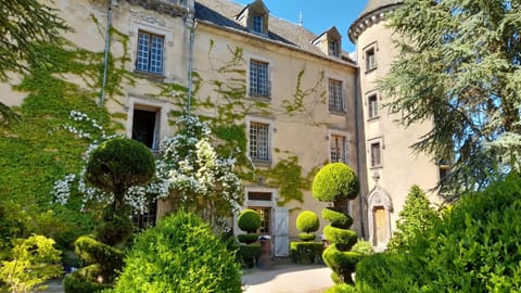 Property building, Spring, Garden