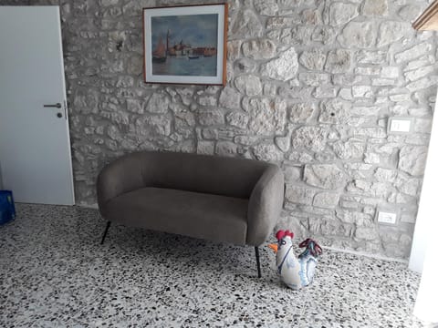 Living room, Decorative detail, furniture, heating