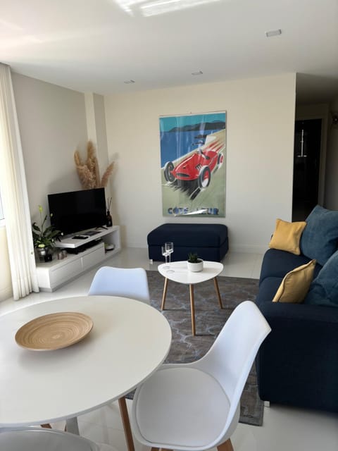 Logement aux portes de Monaco Cap D Ail Apartment in Cap-d'Ail