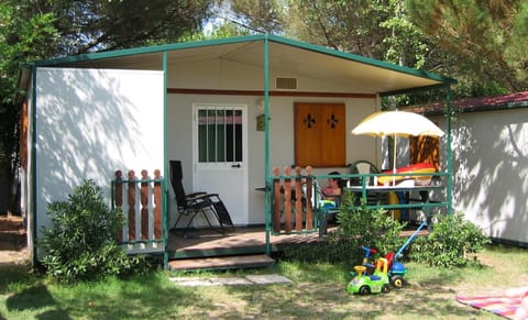 Property building, Patio, Garden view