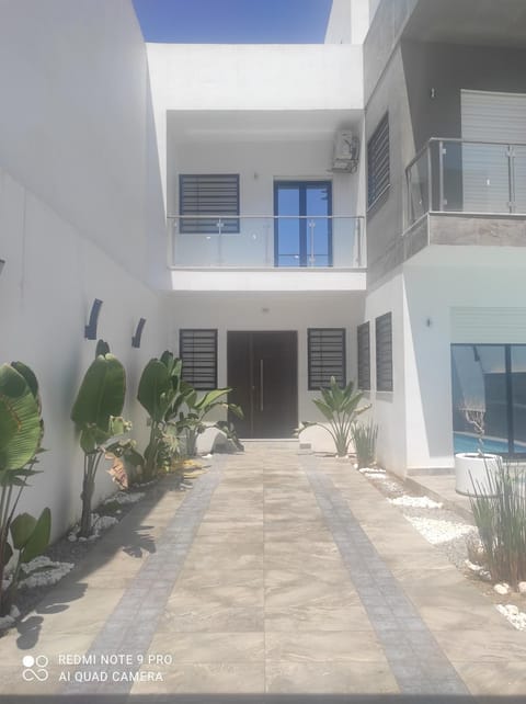 Property building, Garden