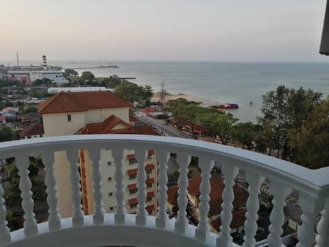 View (from property/room), Balcony/Terrace, Sea view