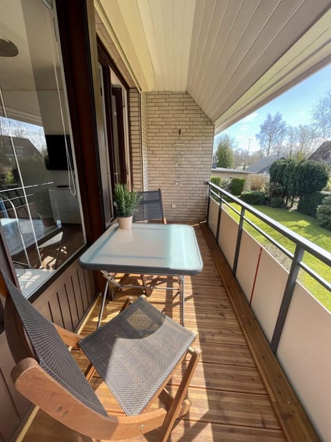 View (from property/room), Balcony/Terrace, Inner courtyard view