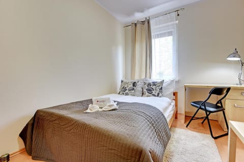 Seating area, Bedroom