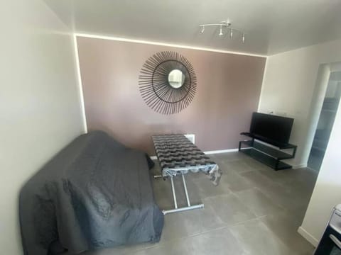 Cosy T2 près aéroport CDG Disney Apartment in Île-de-France