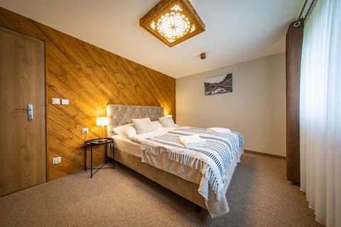 Bed, Photo of the whole room, Bedroom, towels, wardrobe