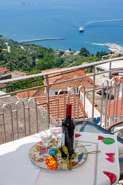 Bird's eye view, View (from property/room), Balcony/Terrace, Food and drinks, Sea view