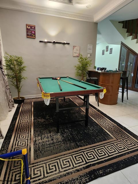 Billiard, Game Room, Table tennis