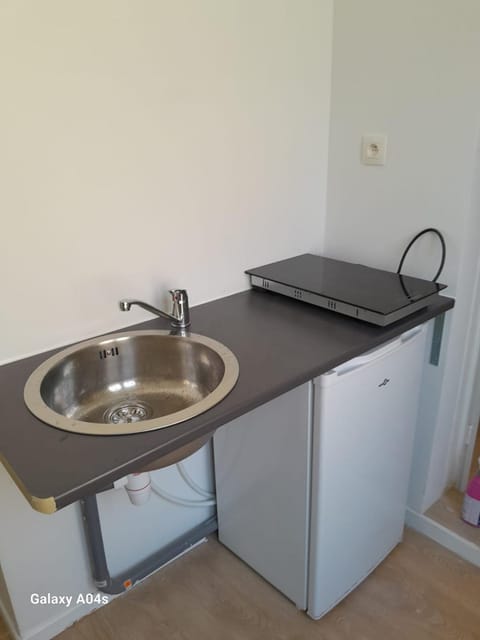 1 bedroom studio sleeps 4 Apartment in Saint-Gilles