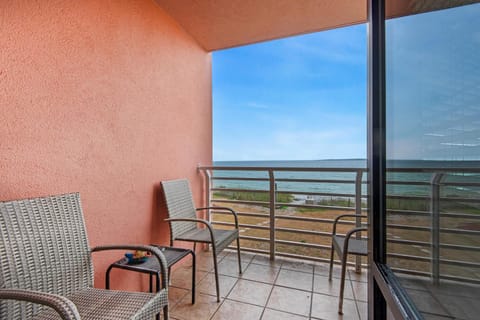 Palm Beach Club 2-112 The Sugar Spot House in Pensacola Beach