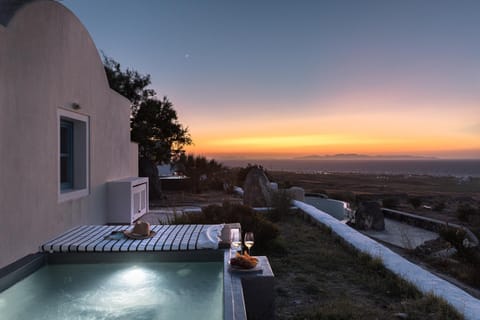 Natural landscape, Hot Tub, Sea view, Sunset