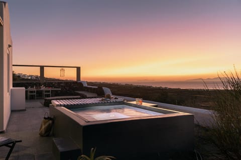Natural landscape, Hot Tub, Sea view, Sunset