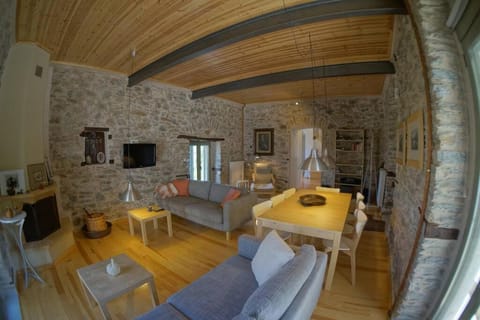Entire Home in Laconia House in Messenia