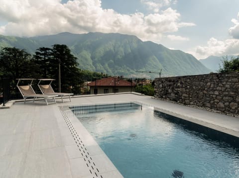 Property building, Balcony/Terrace