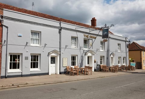 Property building, Facade/entrance, Street view, Location